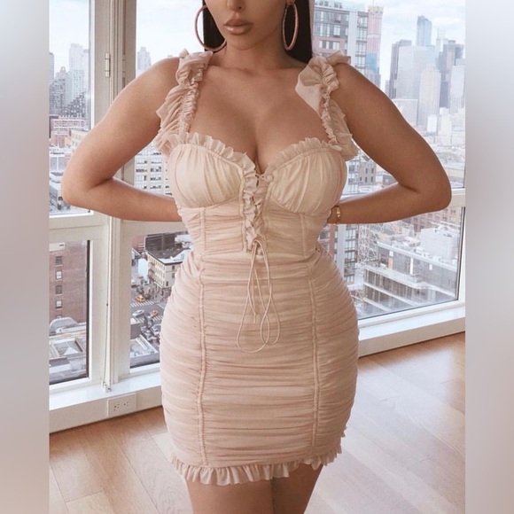 Fashion Nova Dresses & Skirts - Bodycon dress FashionNova Size S